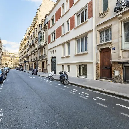 Apartment Spacieux 17eme - Batignolles Paris